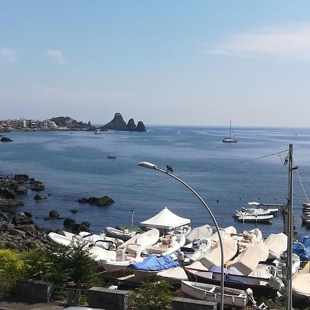 Апартаменты La Terrazza Dei Normanni Ачи Костелло Экстерьер фото