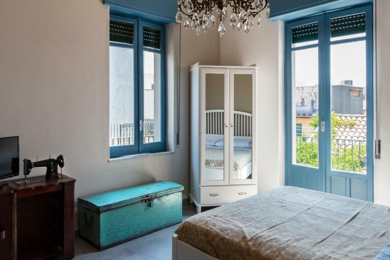 Апартаменты La Terrazza Dei Normanni Ачи Костелло Экстерьер фото